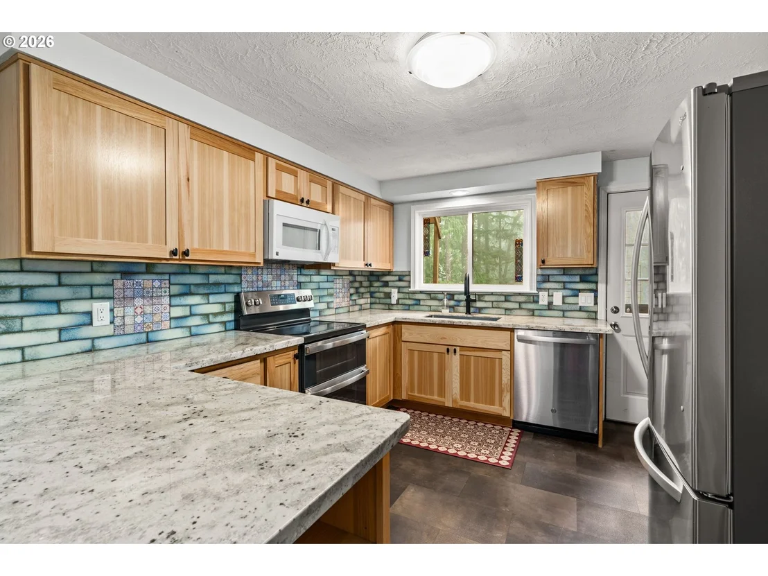 Photo of 40153 BOOTH KELLY RD