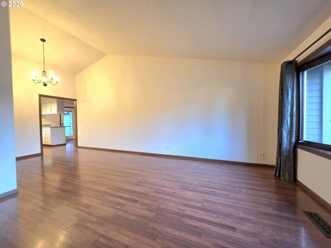 Photo of 2916 ELYSIUM AVE