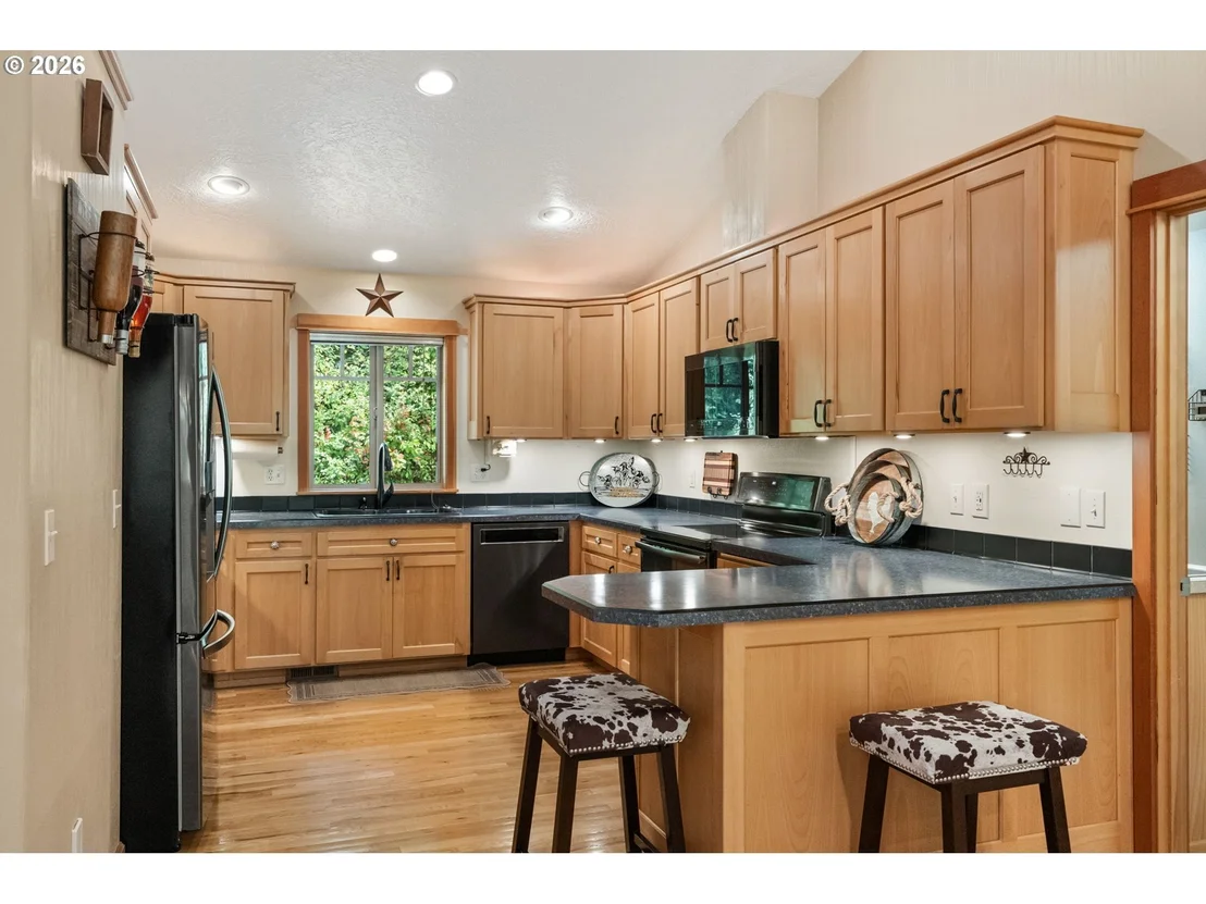 Photo of 26385 SHADY OAK DR