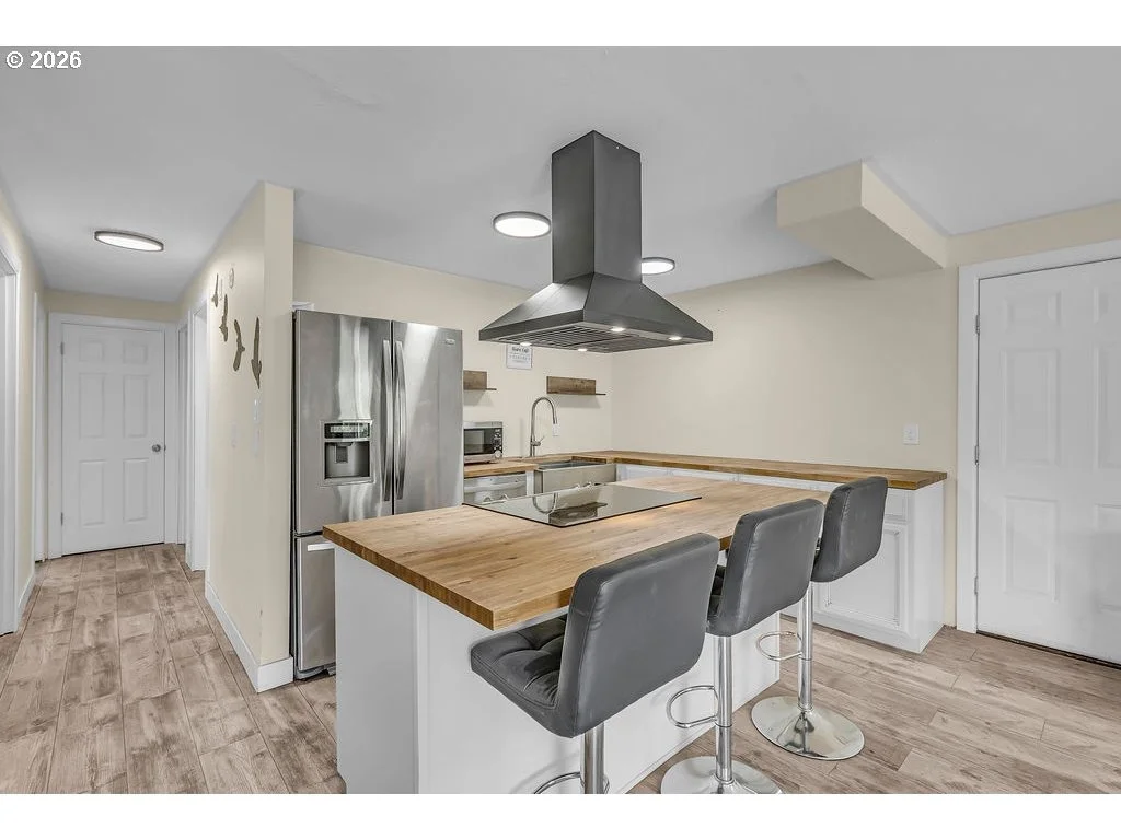 Photo of 211 FOX ST