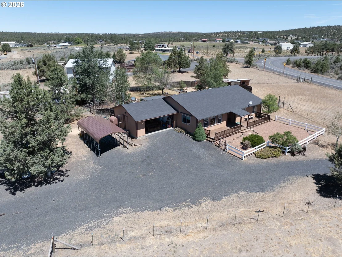 Photo of 12866 SE DAVIS LOOP