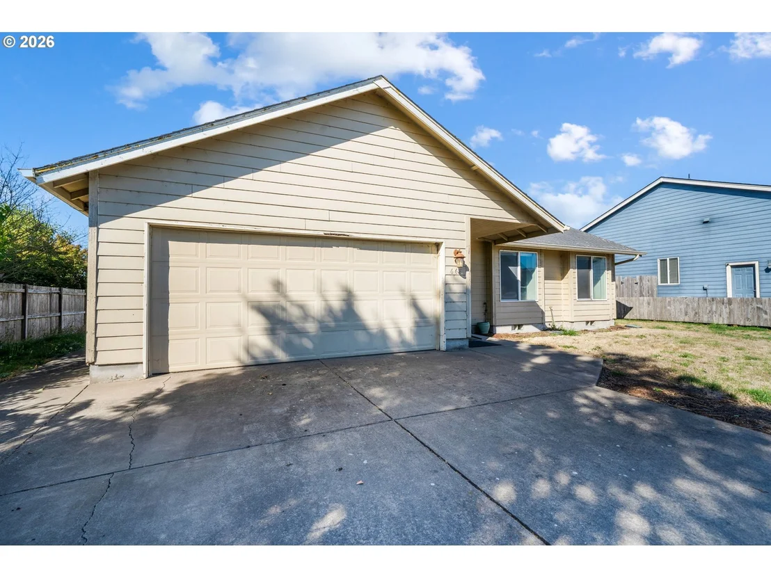 Photo of 668 EGRET AVE