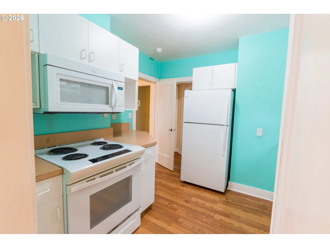 Photo of 495 20TH ST SE