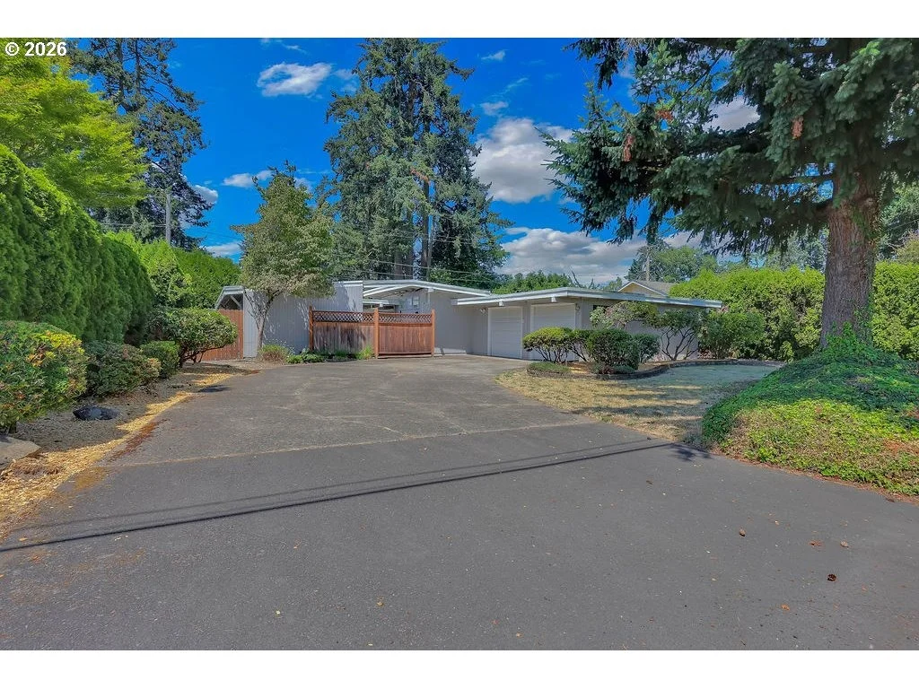 Photo of 3270 GAME FARM RD