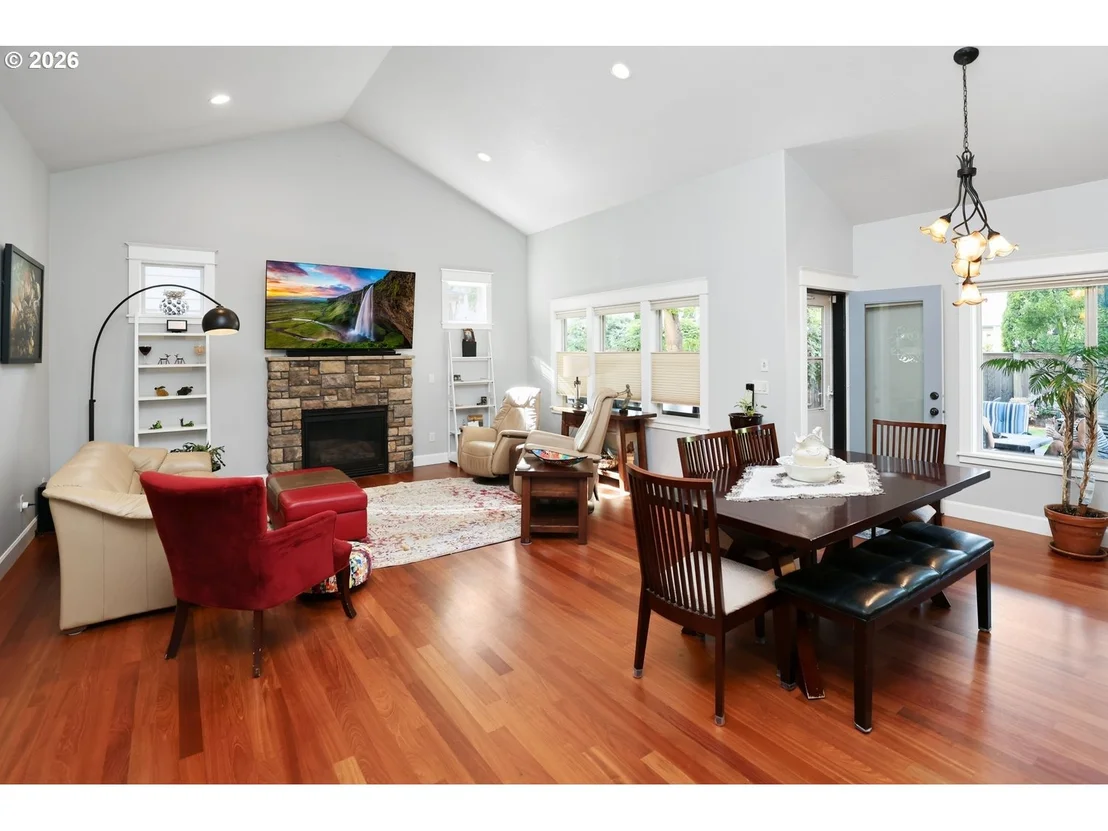 Photo of 347 LAZY AVE