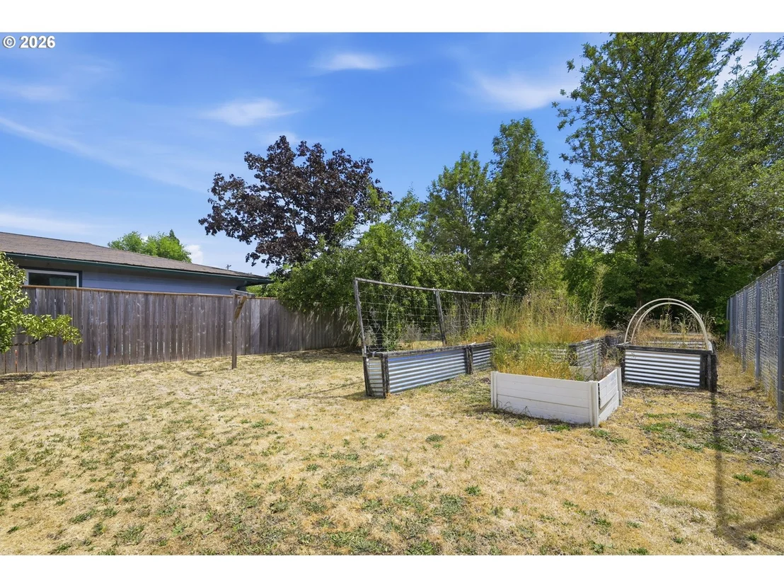 Photo of 1990 W 18TH AVE
