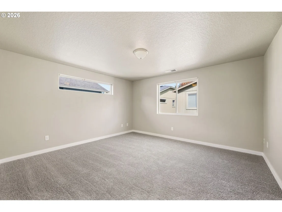 Photo of 2465 PARK VIEW DR
