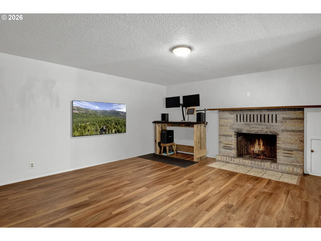 Photo of 56642 MCKENZIE HWY
