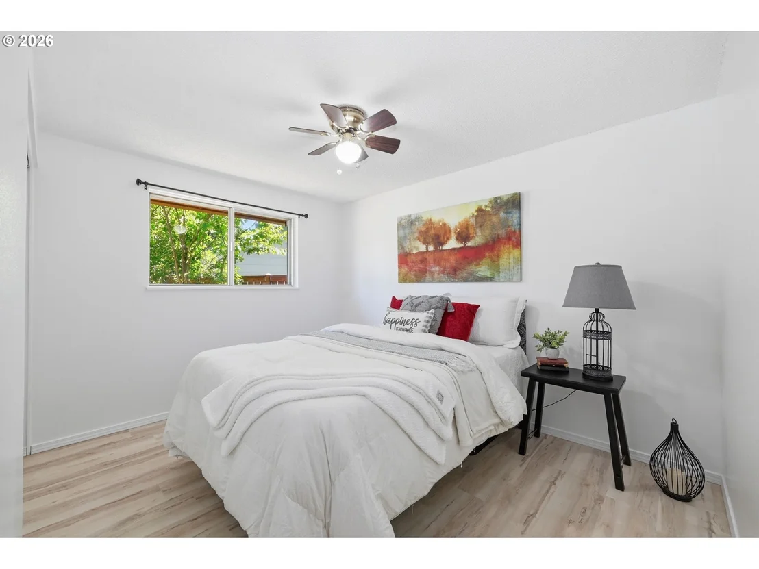 Photo of 2250 W IRWIN WAY