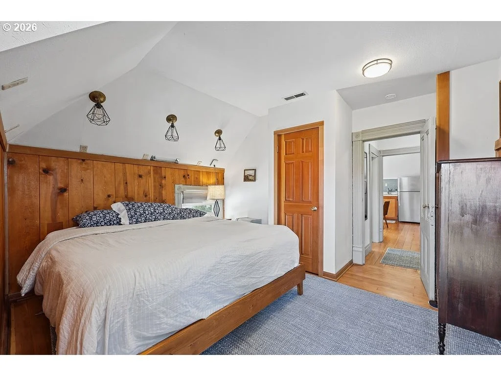 Photo of 436 LINCOLN ST