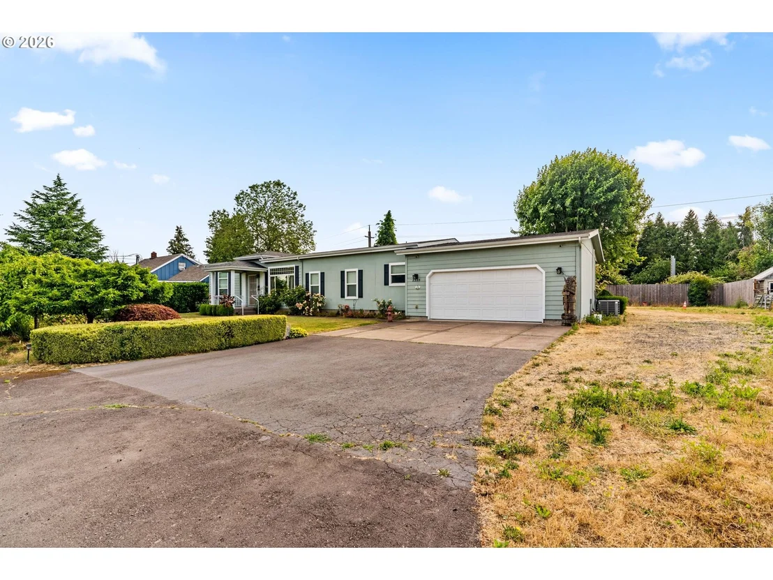 Photo of 2335 WILBUR AVE