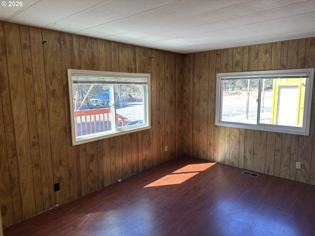 Photo of 17875 OLD WOOD RD