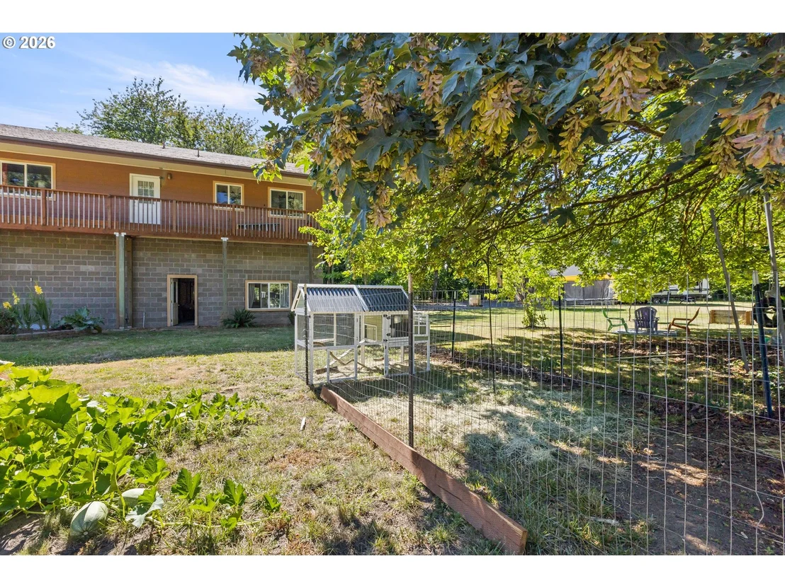 Photo of 123 BURCHARD DR