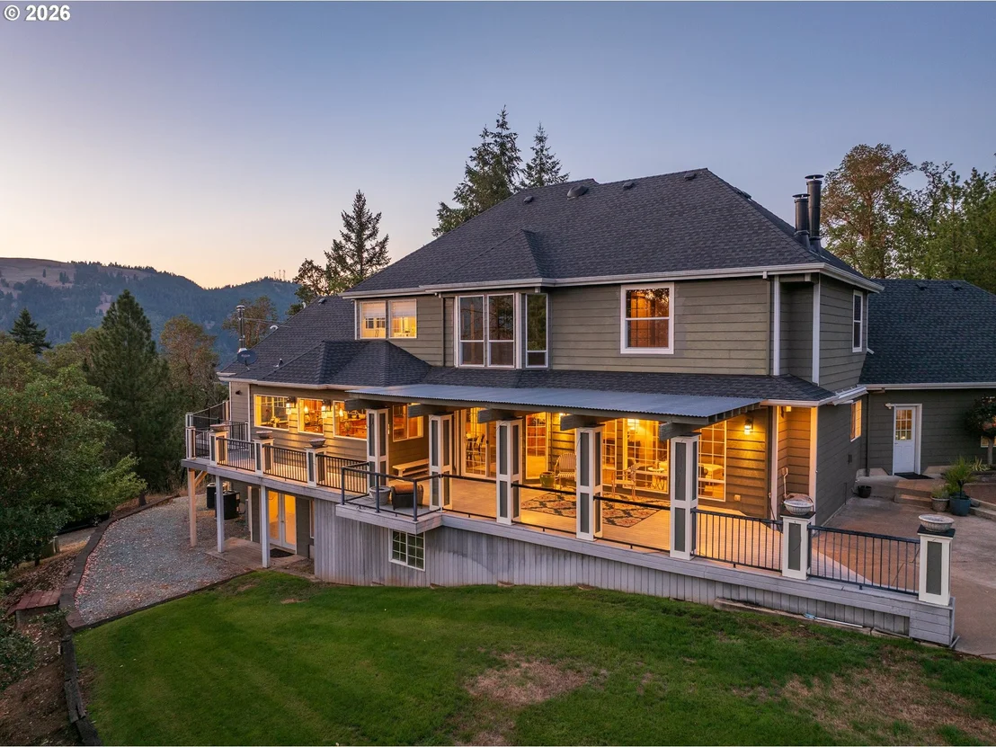 Photo of 317 AKER DR