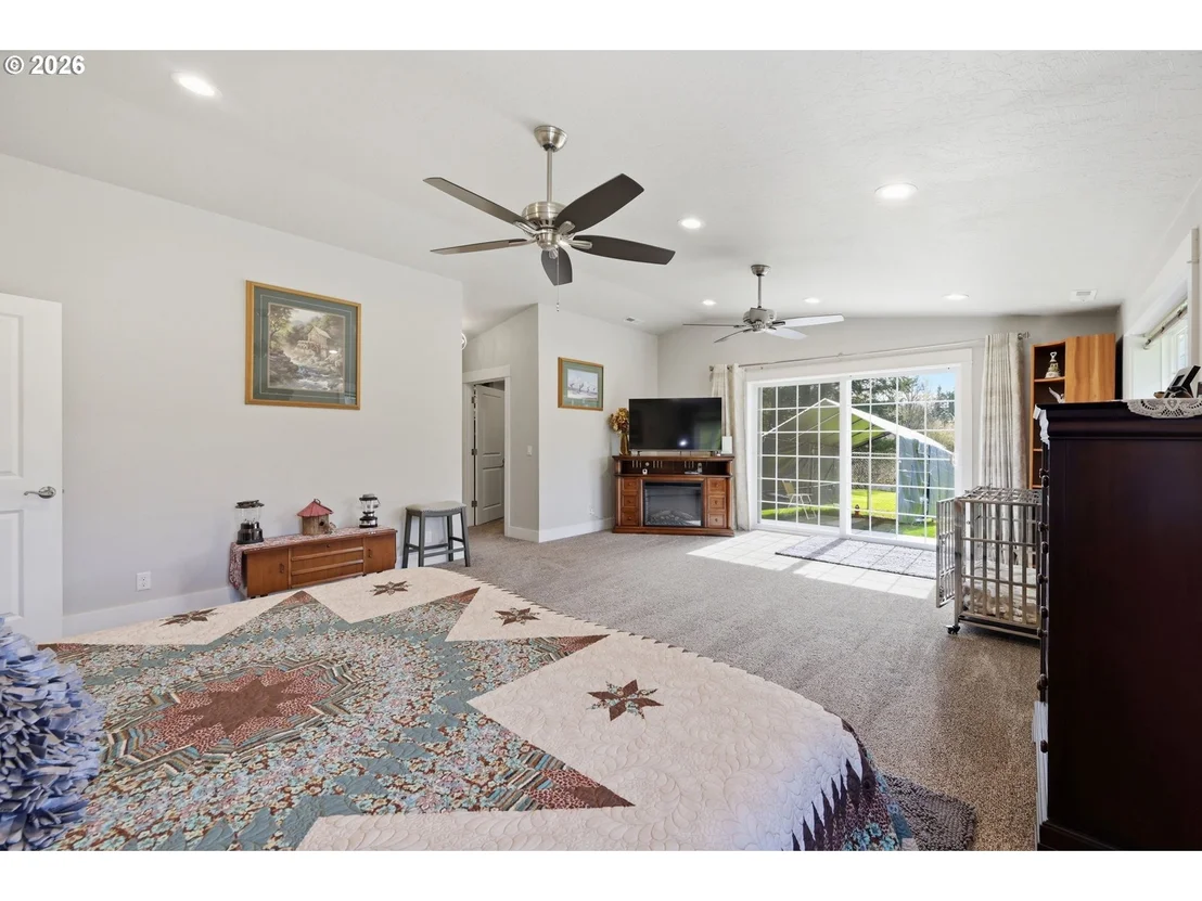 Photo of 93684 MARCOLA RD