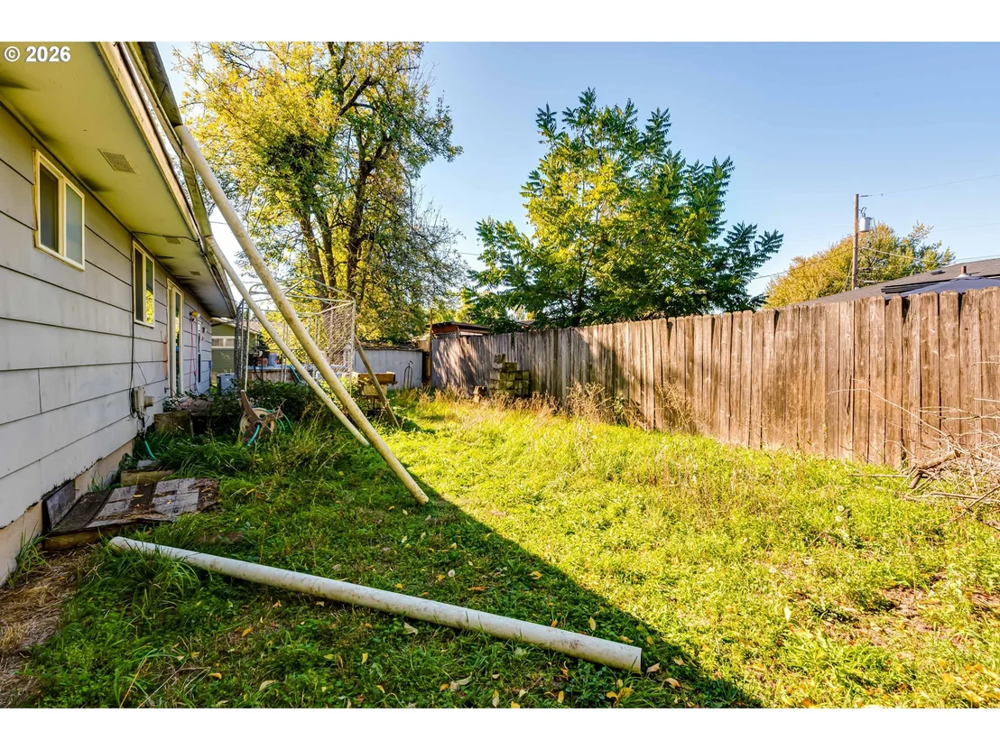 Photo of 930 25TH PL