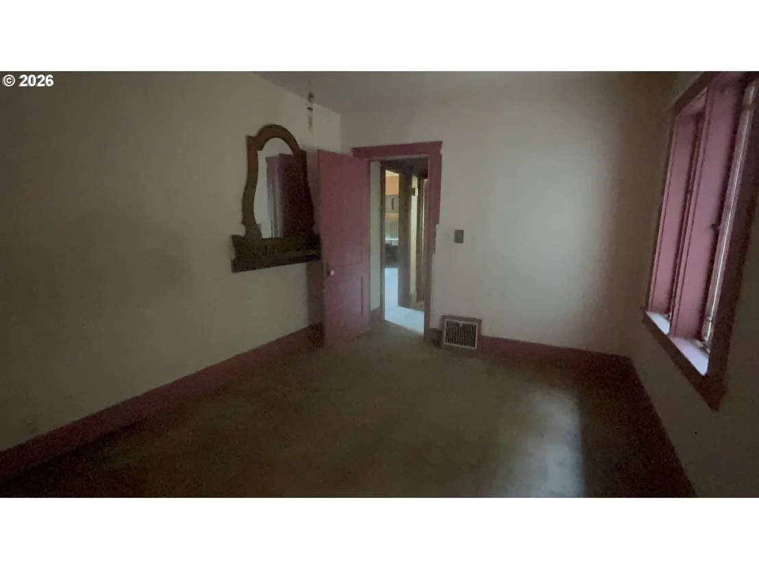 Photo of 340 SE 3RD ST