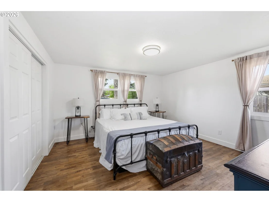 Photo of 4060 WOOD AVE