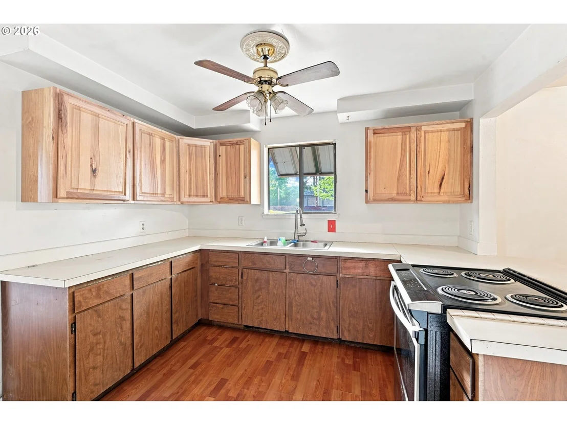 Photo of 828 NW FLORIDA AVE