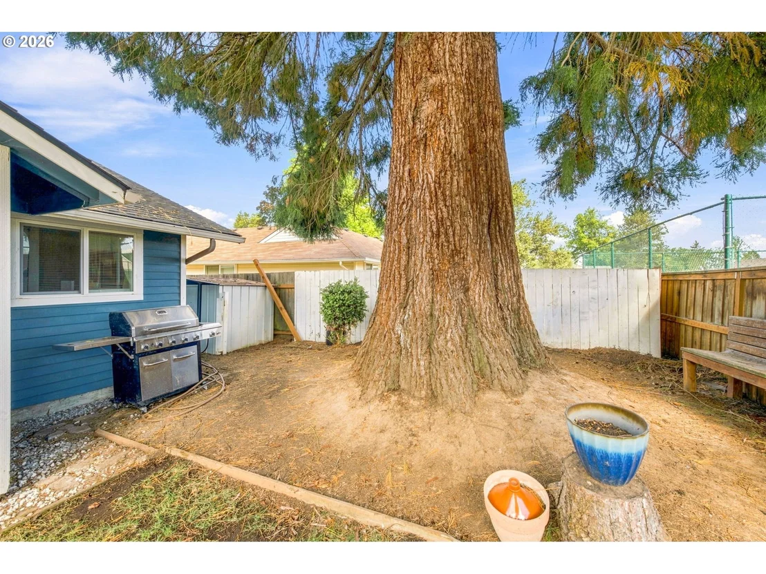 Photo of 3740 PEPPERTREE DR