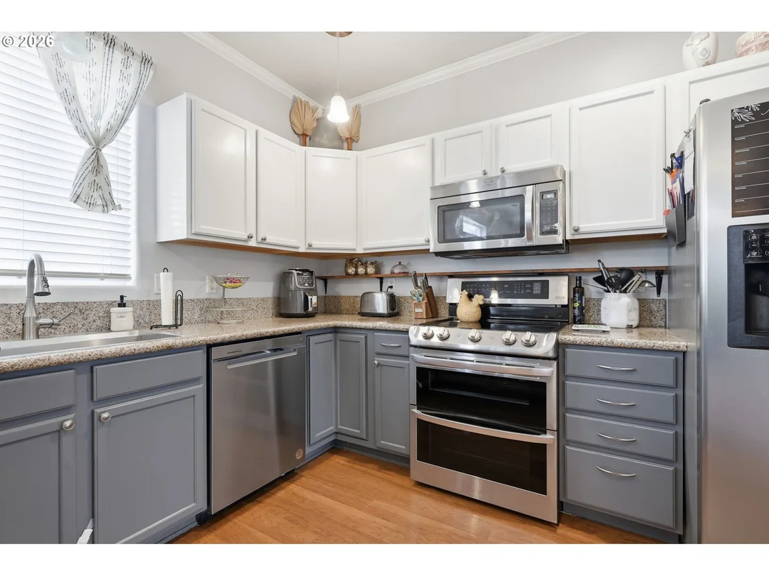 Photo of 3717 RIVIERA