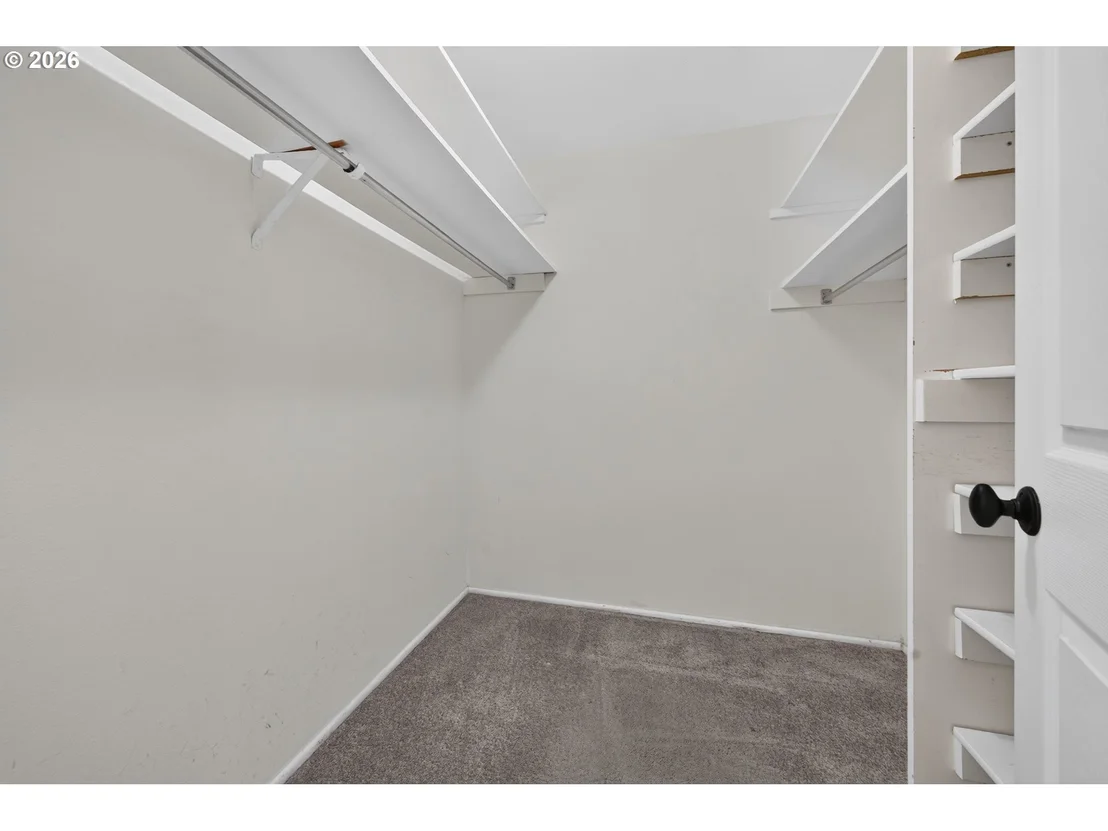 Photo of 20 BRAE BURN DR