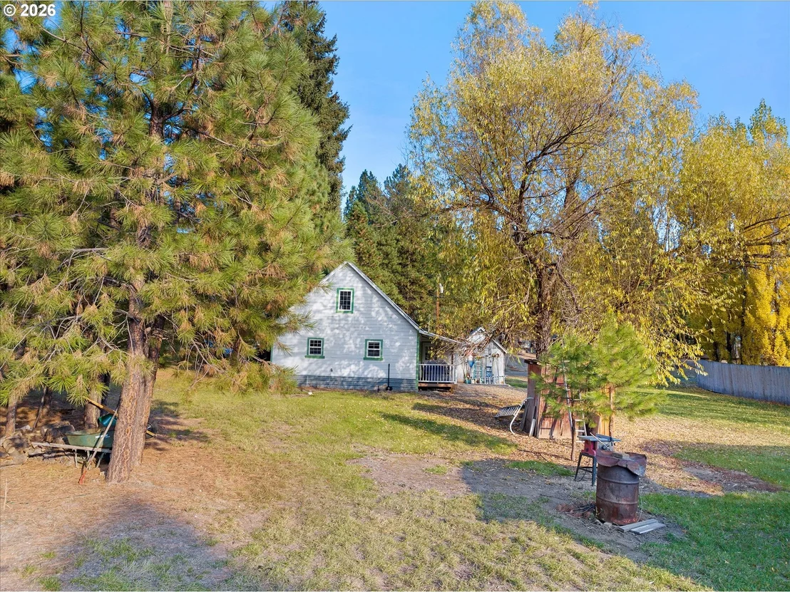 Photo of 237 BONANZA ST