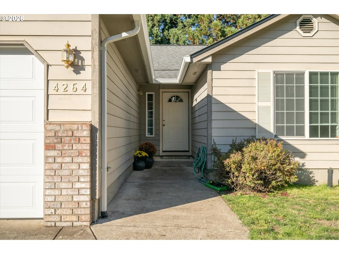 Photo of 4264 COLE WAY