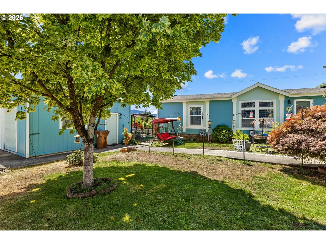 Photo of 736 PENNY LN