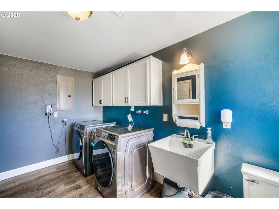 Photo of 276 KNIGHT AVE