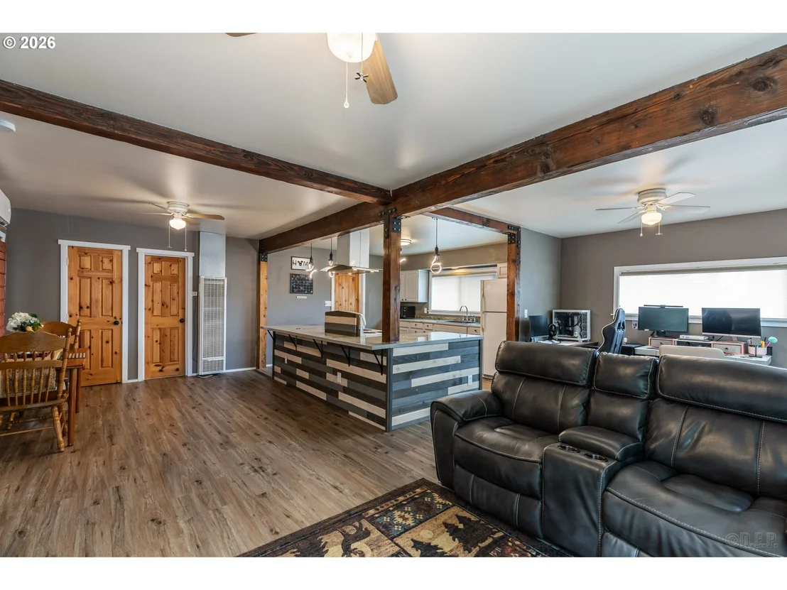 Photo of 70373 NICOLAI RD