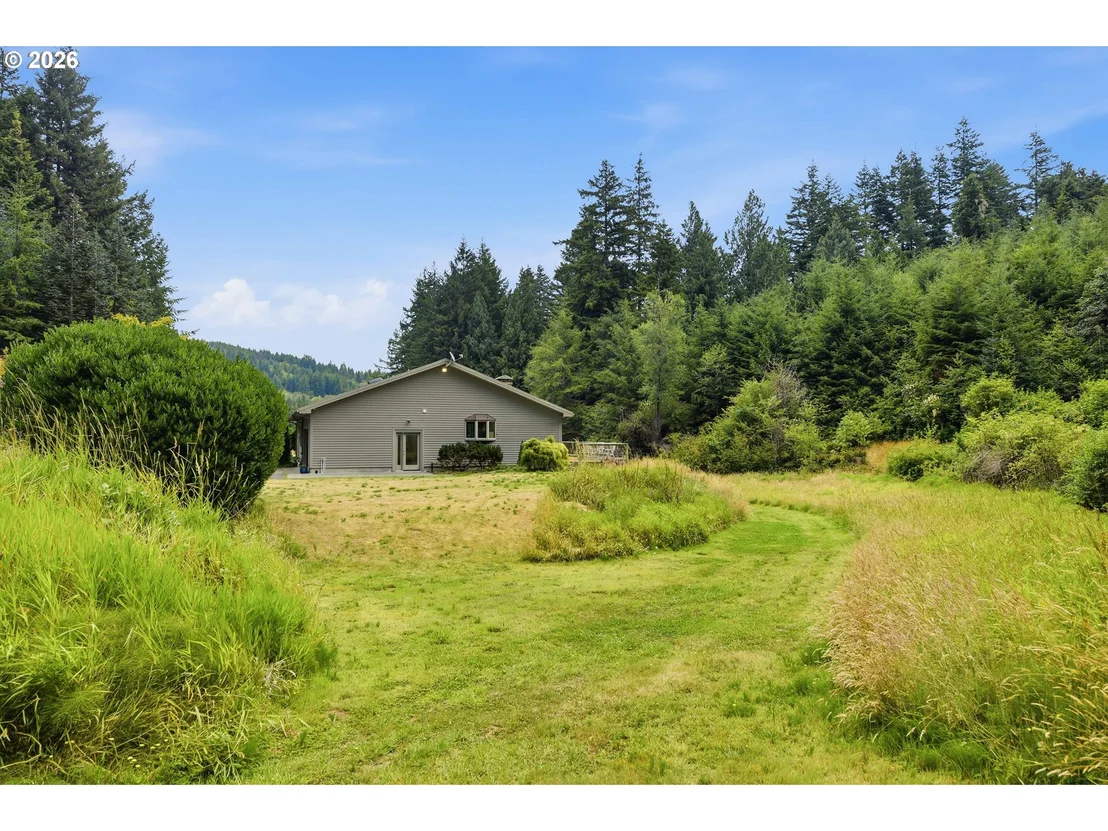 Photo of 61370 OLD WAGON RD