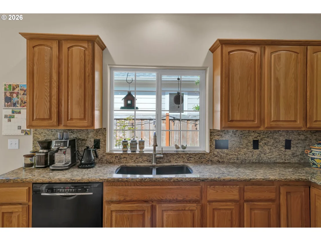 Photo of 190 NAISMITH BLVD