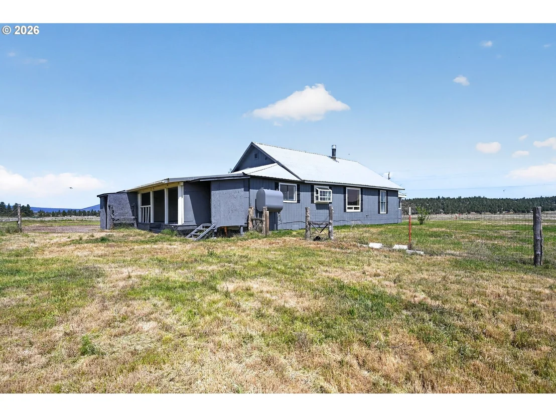 Photo of 25660 SPRAGUE RIVER RD
