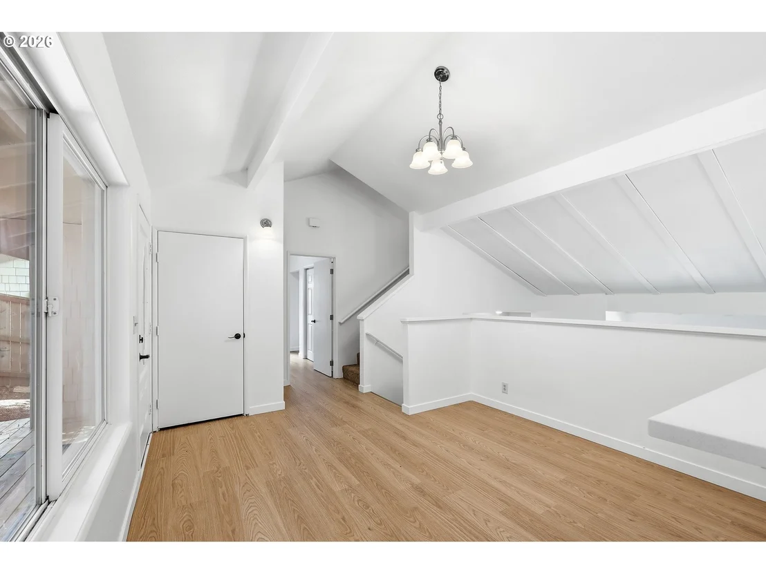 Photo of 7048 GLACIER DR