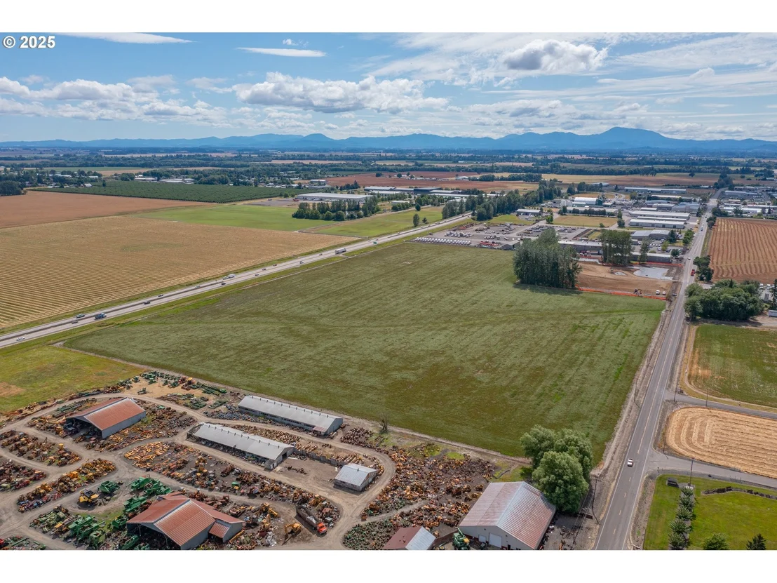 Photo of 32320 Highway 34