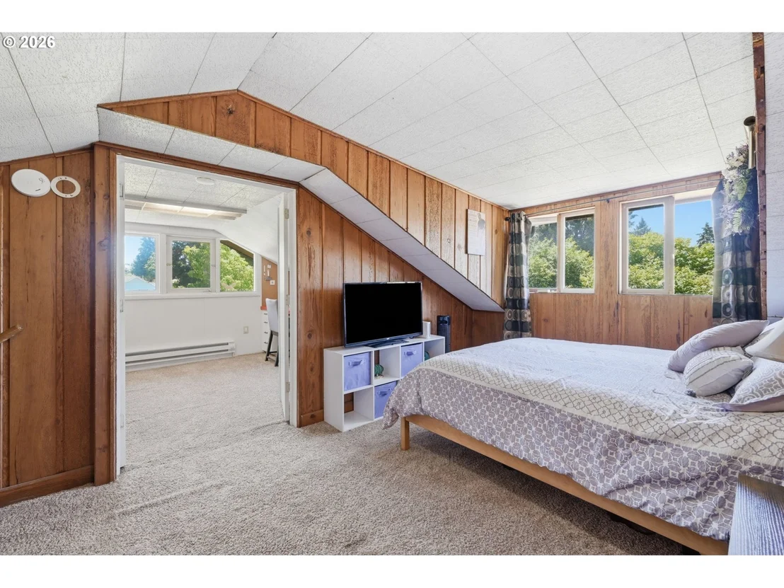Photo of 110 CORLISS LN