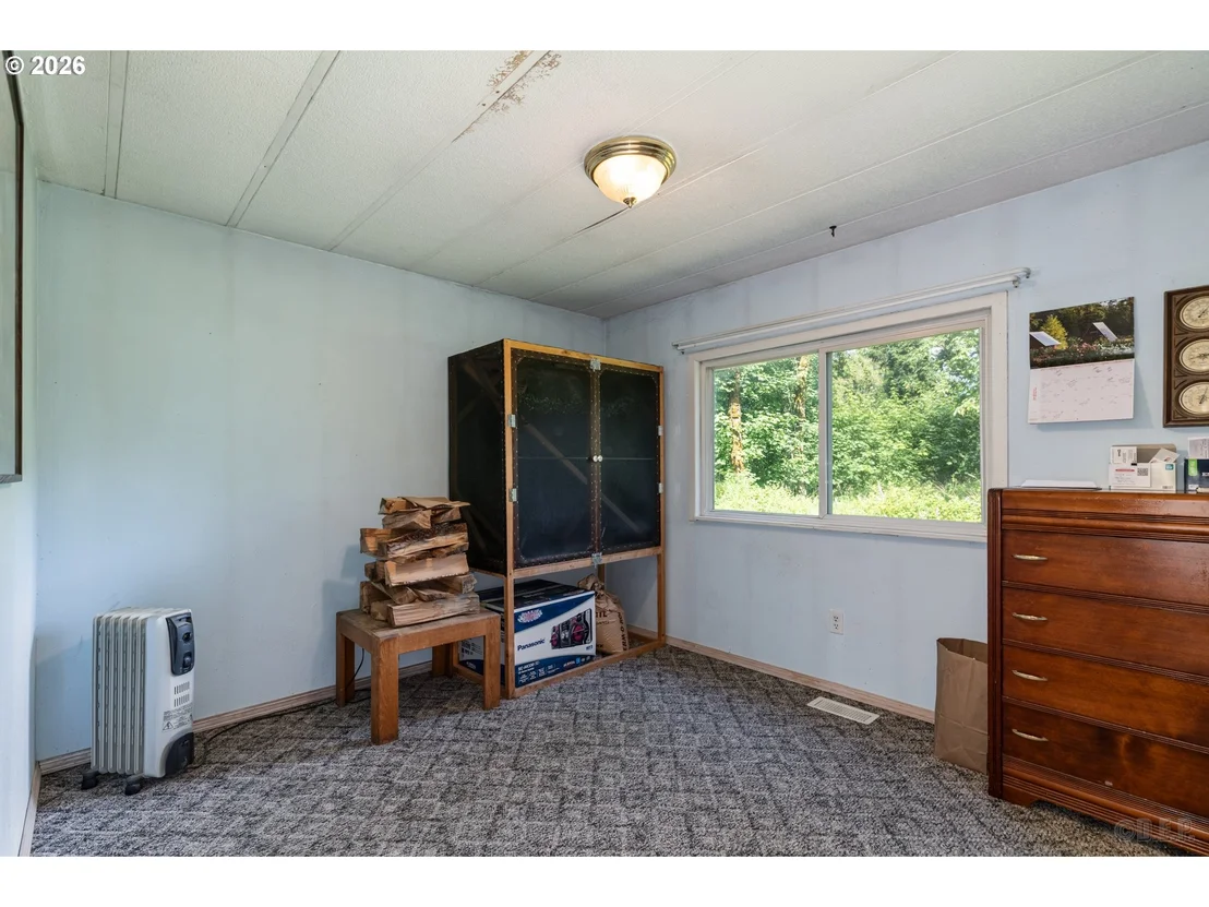 Photo of 66971 MAPLECREST LN