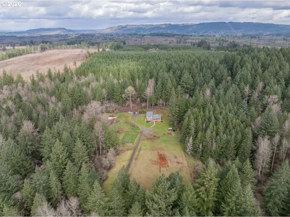 Photo of 40875 PEOPLES DR