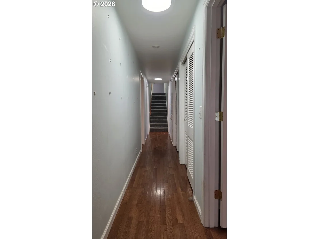 Photo of 551 SHIRE CT