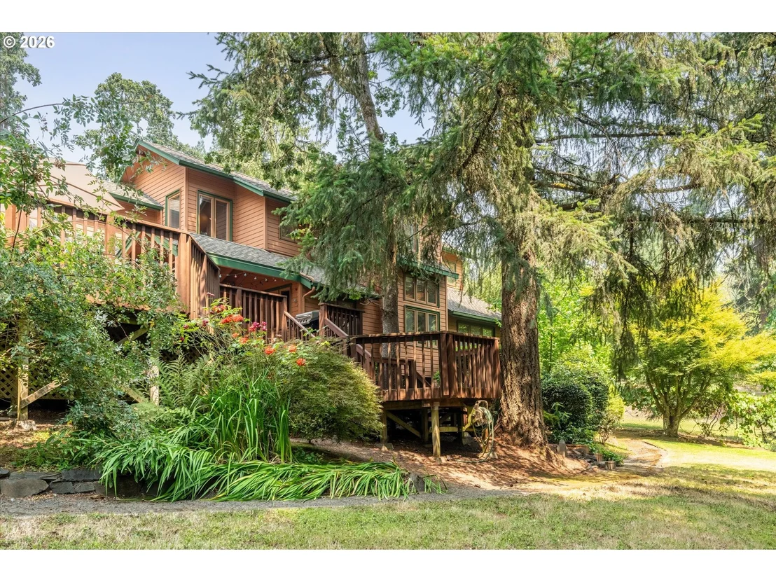 Photo of 2310 DOUGLAS DR
