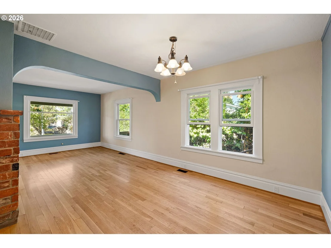 Photo of 3190 W 18TH AVE