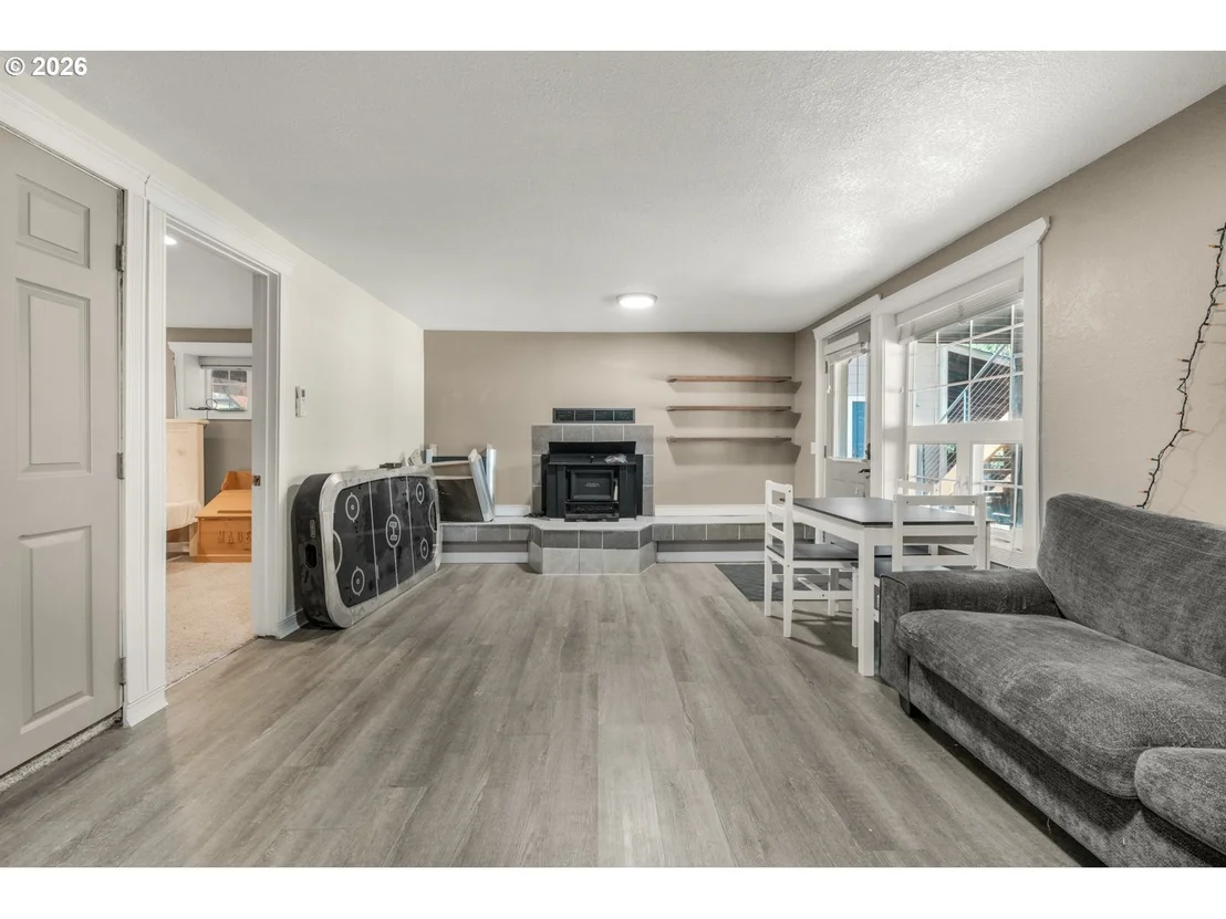 Photo of 216 TERRACE DR