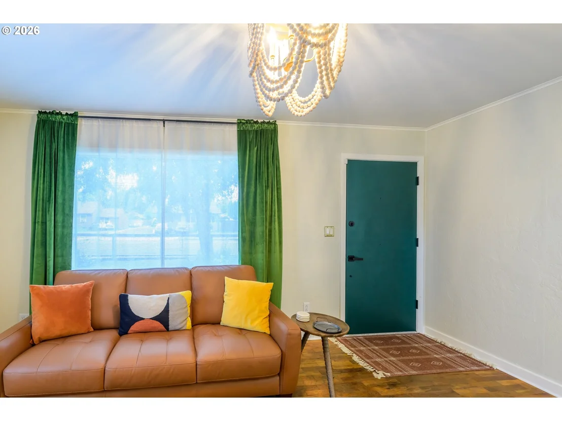 Photo of 1835 CITY VIEW ST