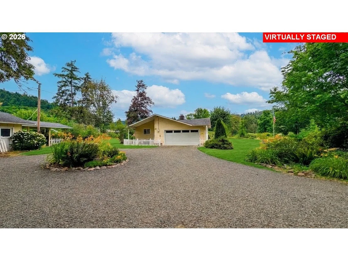 Photo of 36991 ROW RIVER RD
