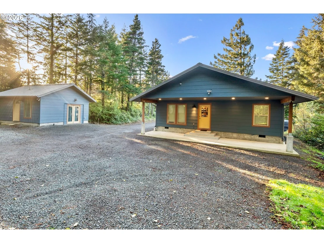 Photo of 45721 HIGHWAY 101