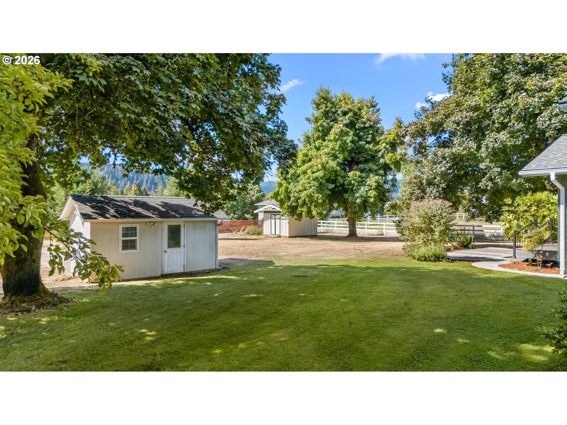 Photo of 39200 CAMP CREEK RD