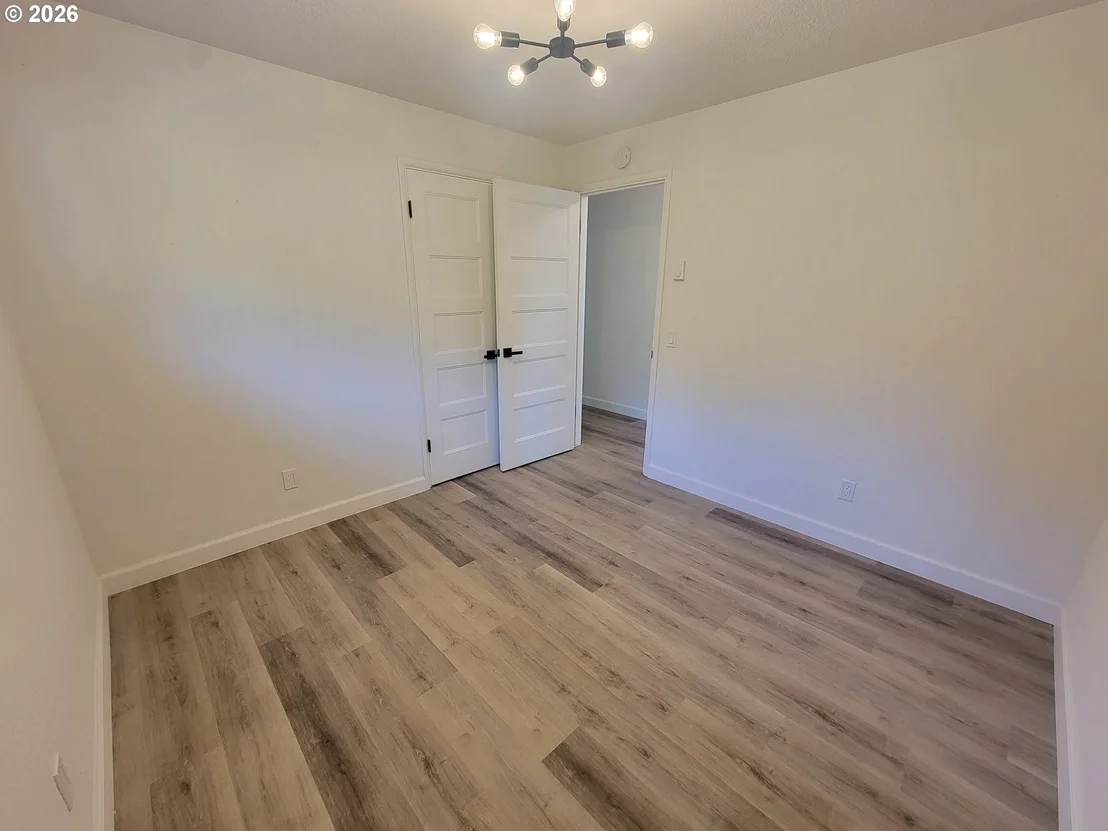 Photo of 2460 W 21ST AVE
