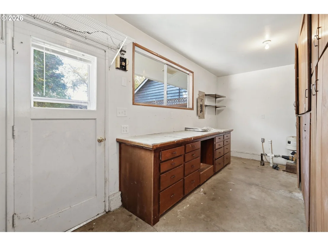 Photo of 4874 HERMAN ST