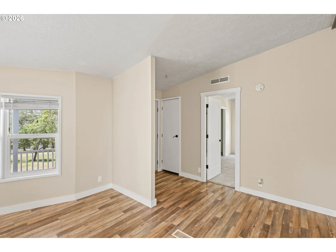 Photo of 235 DEARING WAY